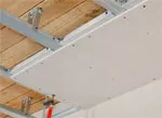 Как крепить гипсокартон на деревянный потолок