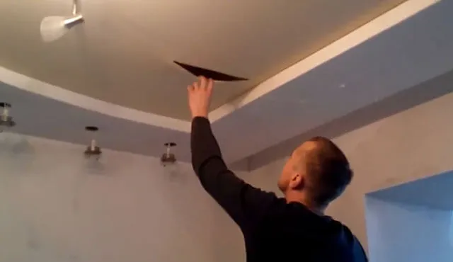 Как заделать дырку в натяжном потолке? Ремонт потолочного покрытия