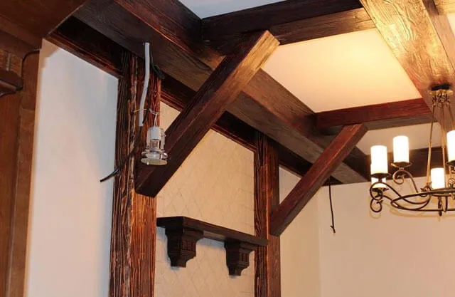 Виды и характеристики деревянных потолочных балок