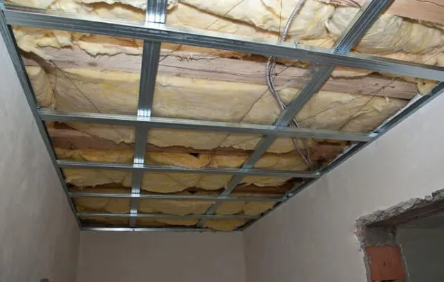 Виды потолков из гипсокартона с подсветкой: фото